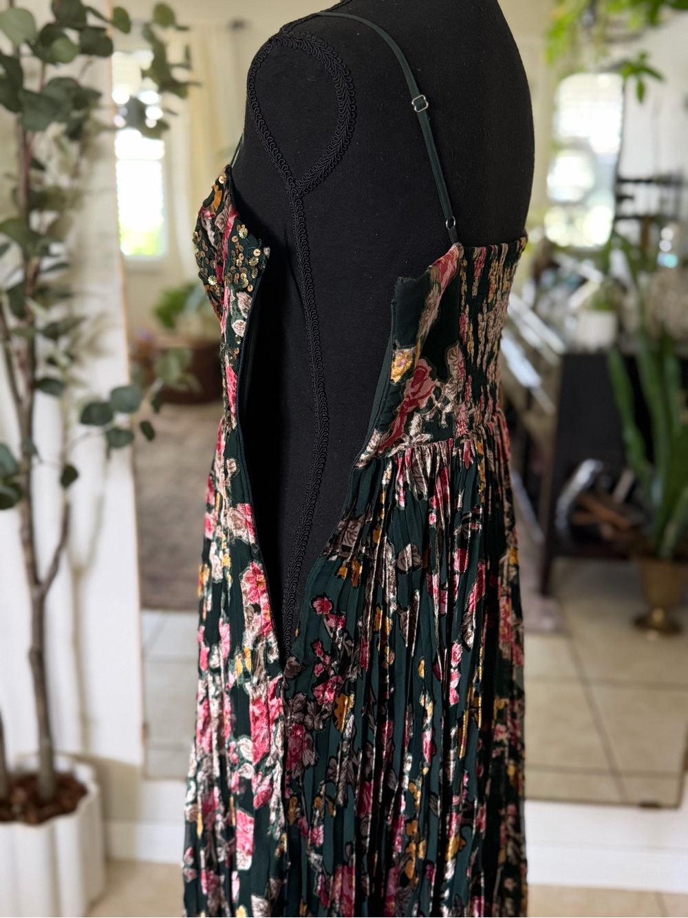 VERB Pallavi Singhee Plissé Pleated Sequin Embellished Smocked Corset Midi Dress - Picture 10 of 16